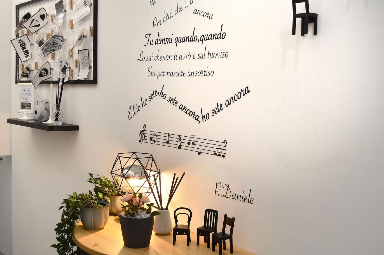 Napoli Central Station Studio Экстерьер фото